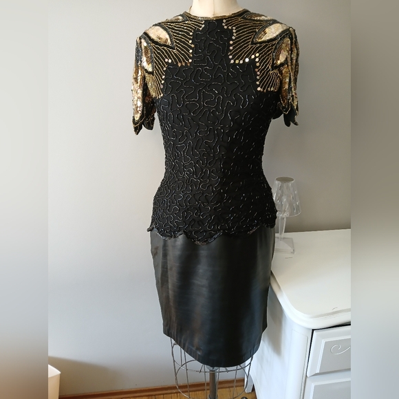 Vintage sequined top - Picture 2 of 15